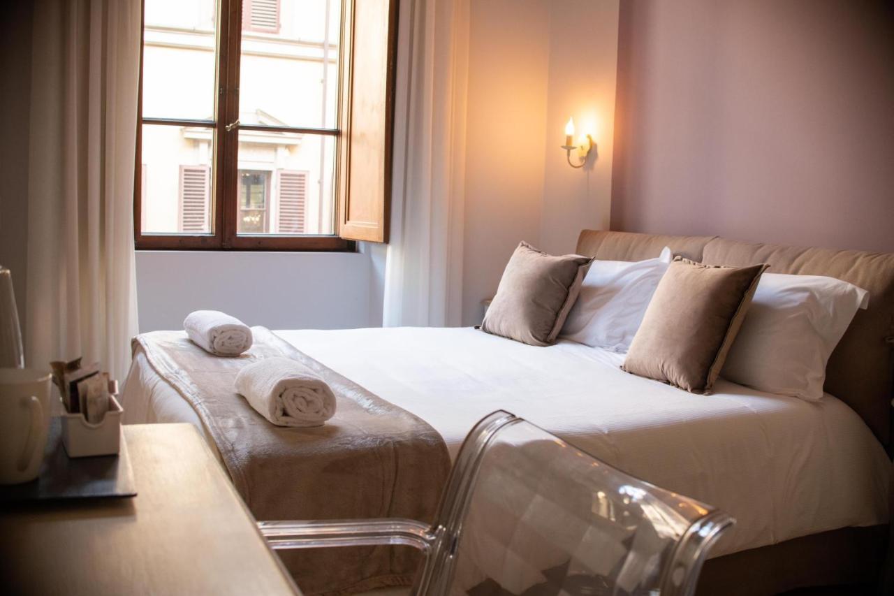 B&B Dimora Sassetti 6 Florence Luaran gambar